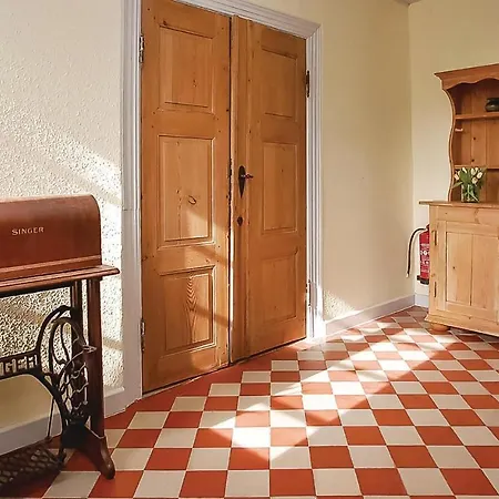 Stunning In With Kitchen Holiday home *